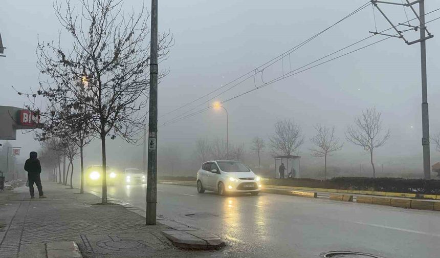 Eskişehir'de sis etkili oldu