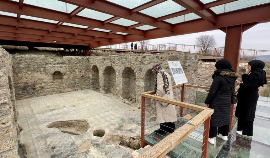 Hadrianopolis Antik Kenti iz bırakan yapısıyla ilgi görüyor