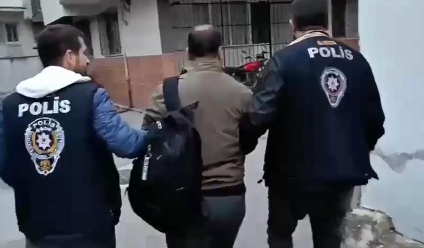 İzmir’de siber operasyonu: 4 firari dolandırıcı yakalandı