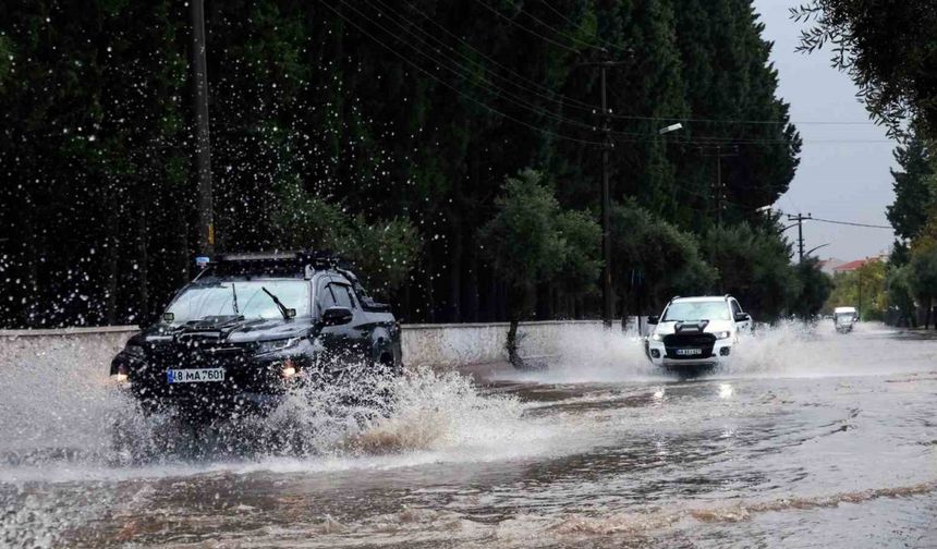 Muğla’nın 5 ilçesi için kuvvetli sağanak uyarısı