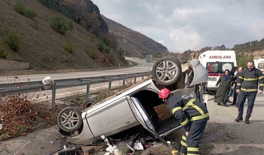 Tokat’ta kontrolden çıkan otomobil ters döndü: 5 yaralı