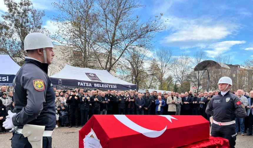 Vefat eden polis memuru törenle uğurlandı