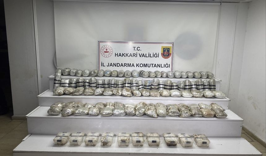 Hakkari'de 60 kilo 400 gram uyuşturucu ele geçirildi