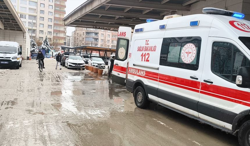 Siirt'te evinde rahatsızlanan 3,5 aylık bebek öldü