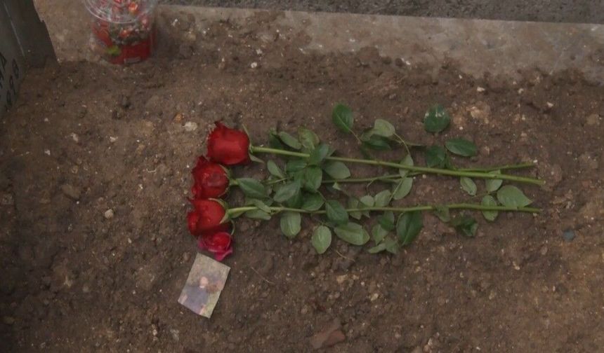 Güngören'de öldürülen Atlas Çağlayan'ın yakınları kabri başında dua etti