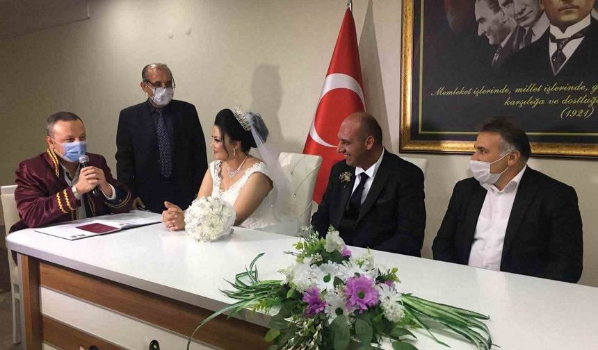 Kahreden tesadüf: 6 yıl önce annesi patates püresinden, kızı ise elma yerken öldü