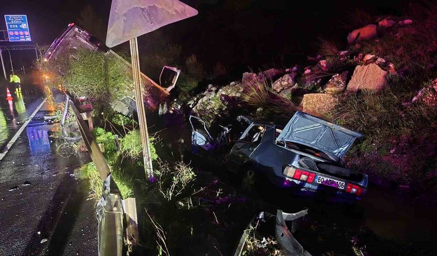 Karayolu savaş alanına döndü: 3 yaralı