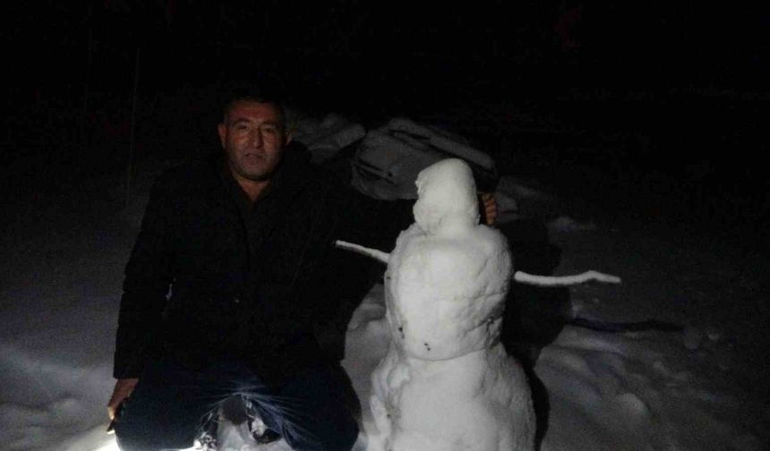 Yozgat'ta kar yağışı yüzleri güldürdü