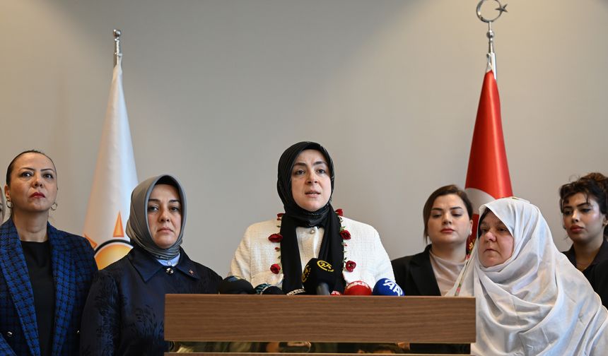 AK Parti Kadın Kolları'ndan Mihalgazi Belediye Başkanı Güneş'e destek