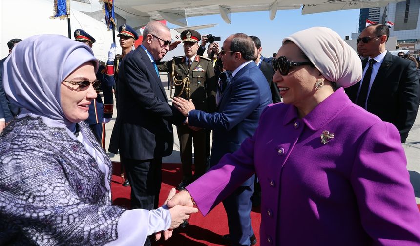 Cumhurbaşkanı Erdoğan Mısır'a geldi