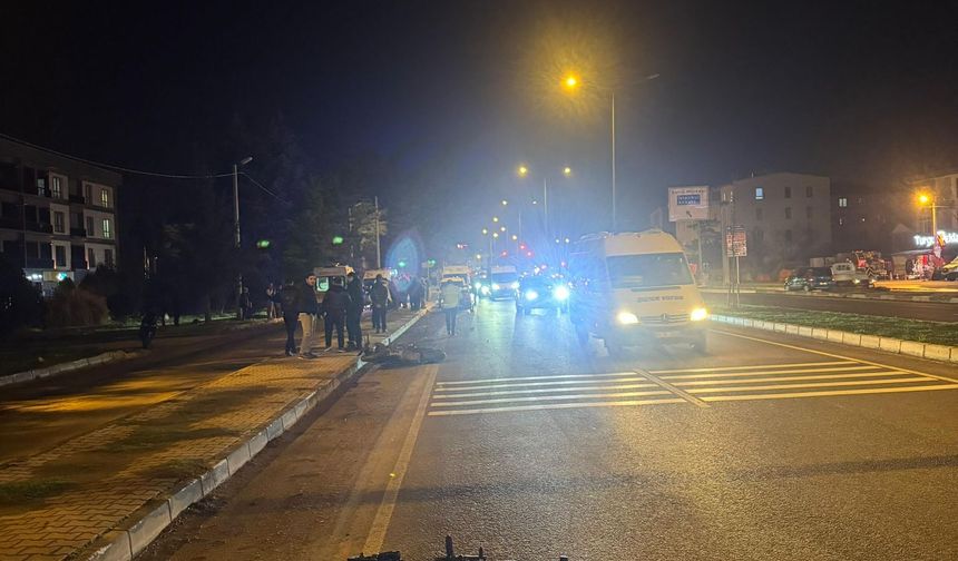 Düzce'de iki motosikletin çarpışması sonucu 1 kişi öldü, 3 kişi yaralandı