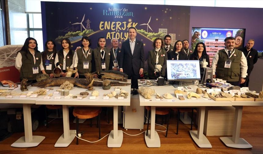 Enerji ve Tabii Kaynaklar Bakanı Bayraktar, 'Külliye'de Ramazan' etkinliklerine katıldı: