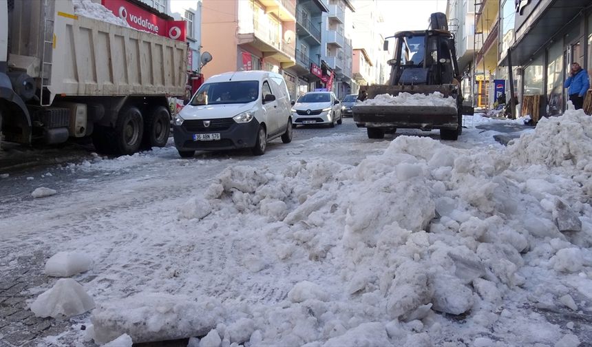 Kars ve Ardahan'da soğuk hava etkili oluyor