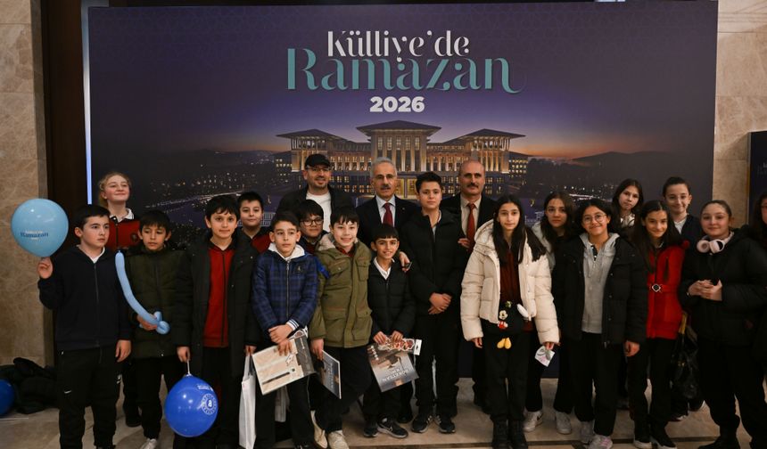 Ulaştırma ve Altyapı Bakanı Uraloğlu, 'Külliye'de Ramazan' etkinliğinde soruları yanıtladı: