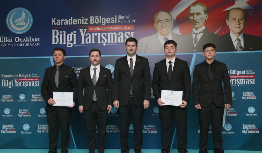 Ülkü Ocakları Eğitim ve Kültür Vakfı Rize'de bilgi yarışması düzenledi