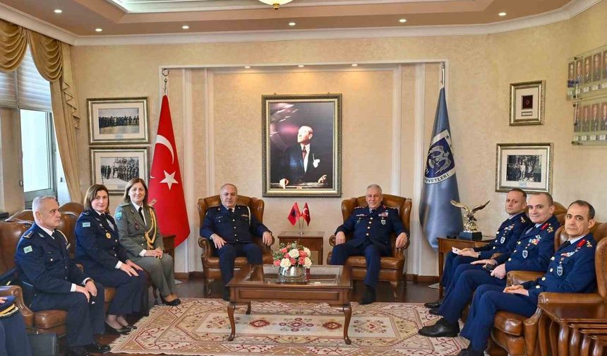 Arnavutluk Hava Kuvvetleri Komutanı Ferdinant Dimo'dan, Türk Hava Kuvvetleri Komutanlığına ziyaret