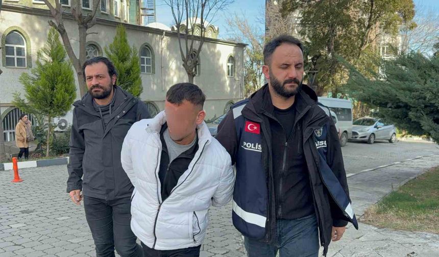 Husumetlisine ateş açtı, başkasını yaraladı