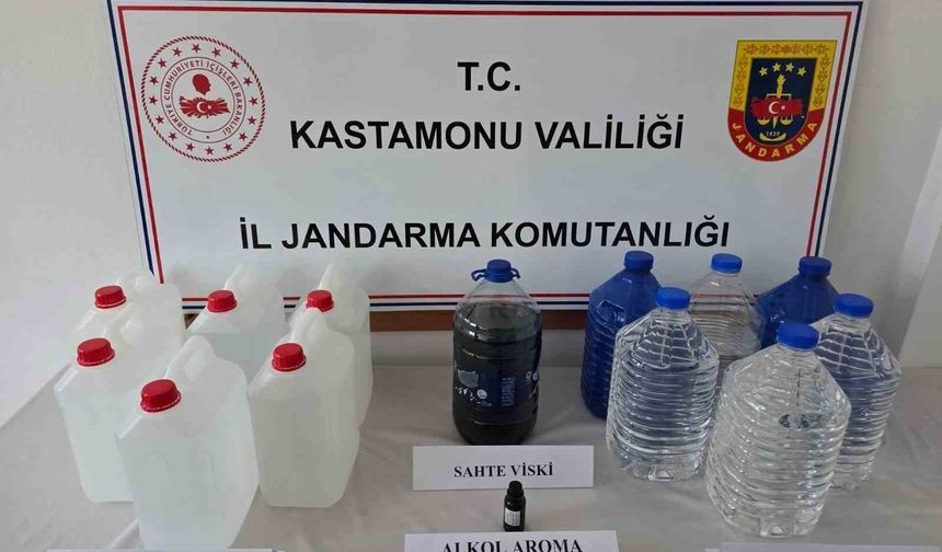 Kastamonu'da kaçak içki operasyonu: 12 gözaltı