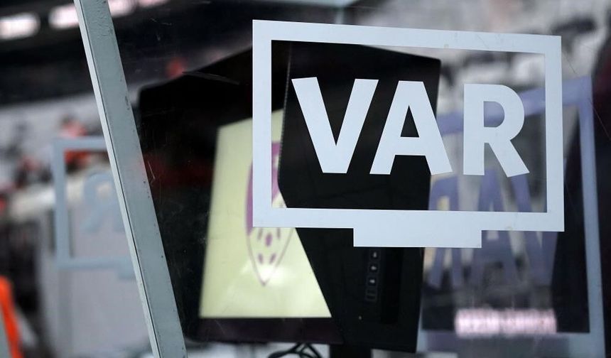 Trabzonspor - Fenerbahçe maçının VAR'ı Ömer Faruk Turtay oldu