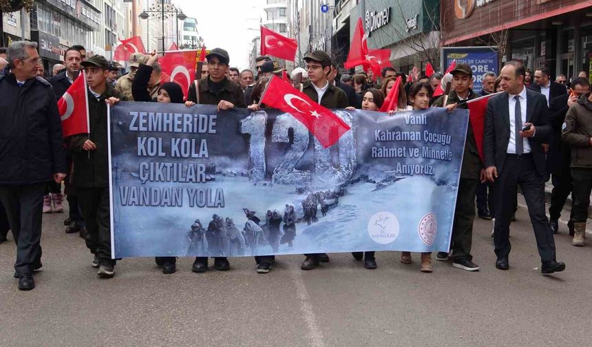 Van'da donarak şehit olan 120 kahraman çocuk unutulmadı
