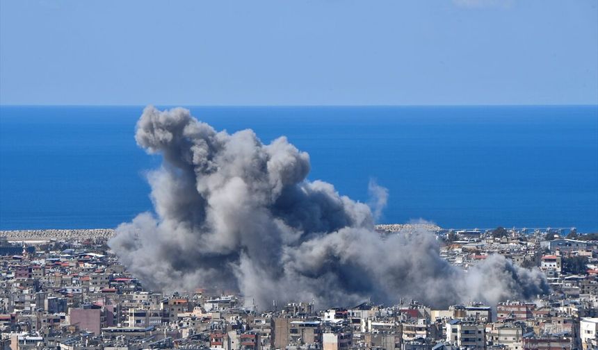 İsrail ordusu Beyrut'taki Dahiye bölgesine saldırılarını sürdürüyor