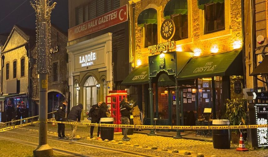 Kocaeli'de eğlence mekanına düzenlenen silahlı saldırıda 3 kişi öldü, 2 kişi yaralandı