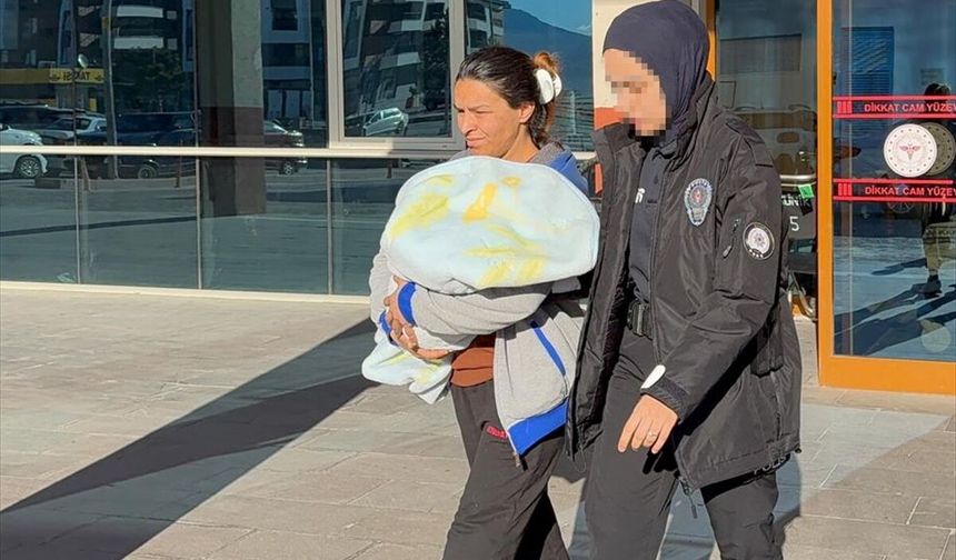 Konya'da bebeğinin bezine uyuşturucu saklayan şüpheli tutuklandı