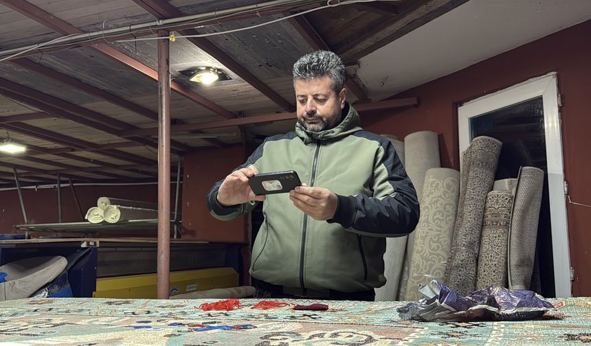 Zonguldak'ta halıdan çıkan altınlar sahibine ulaştırıldı