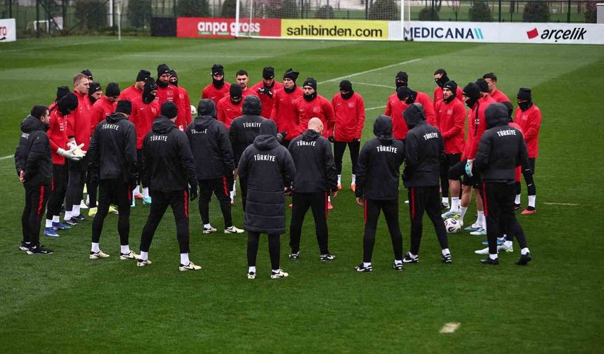 A Milli Takım, Kosova yolculuğu öncesi Riva'da çalıştı