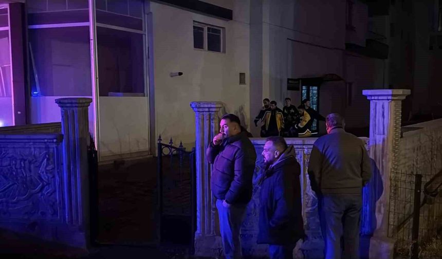 Ağabeyini ve babasını öldüren 15 yaşındaki zanlı tutuklandı