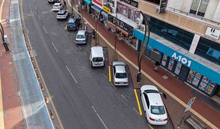 Aliağa'da ücretli otopark uygulaması başlıyor