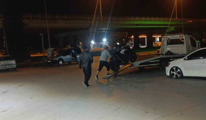 Antalya'da plakasız ve abartı egzozlu motosiklete 62 bin TL ceza kesildi