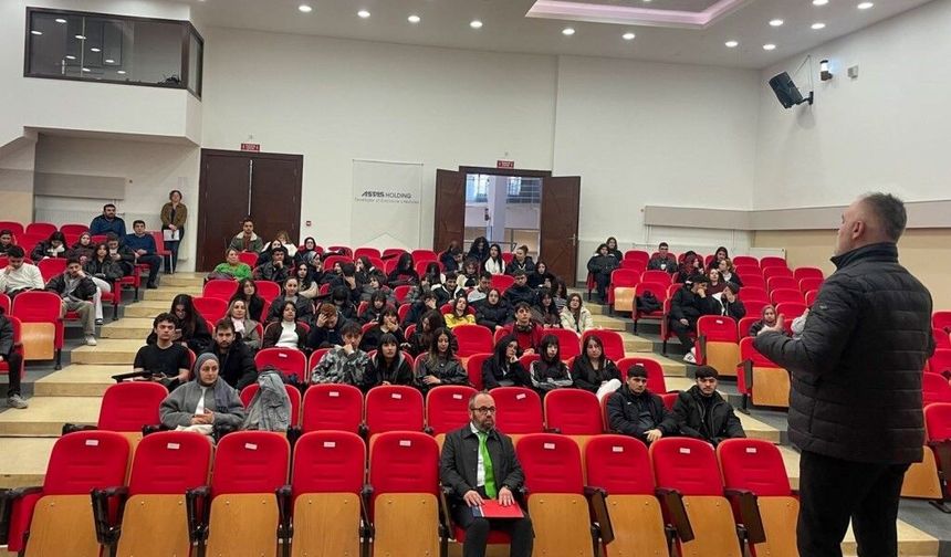 Doç. Dr. İşeri: 'Yapay zeka bir araçtır, nihai karar insana aittir'