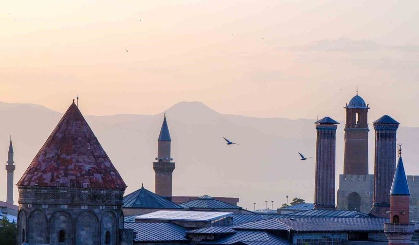 Doğu'da hava yağışlı geçecek