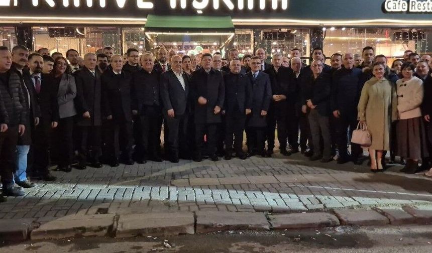 Eski Adalet Bakanı Tunç, ''Maalesef soykırımı önleyecek, kadınların , çocukların katledilmesini engelleyecek bir sistem dünyada kurulamadı''