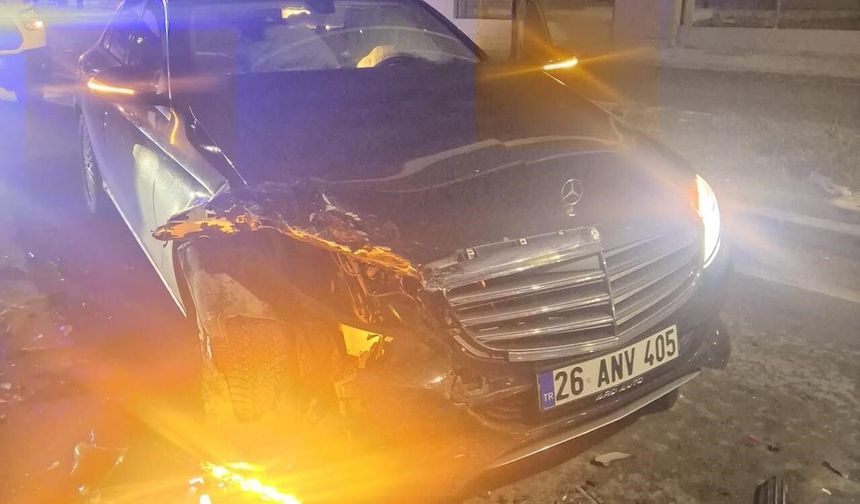 Eskişehir-Kütahya yolunda kaza: 3 yaralı