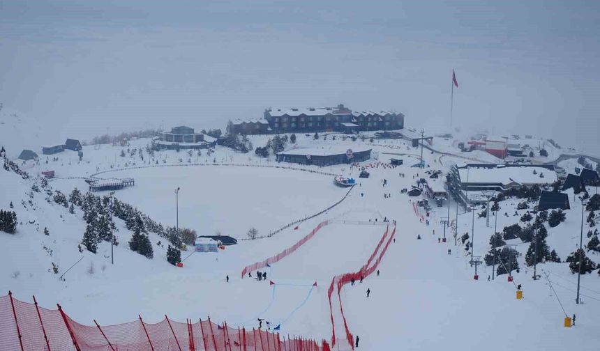 Kar rekoru Ergan ve Palandöken'de: 276 santimetre