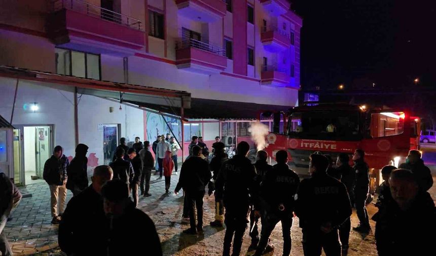 Vezirköprü'de korkutan yangın: 25 öğrenci tahliye edildi