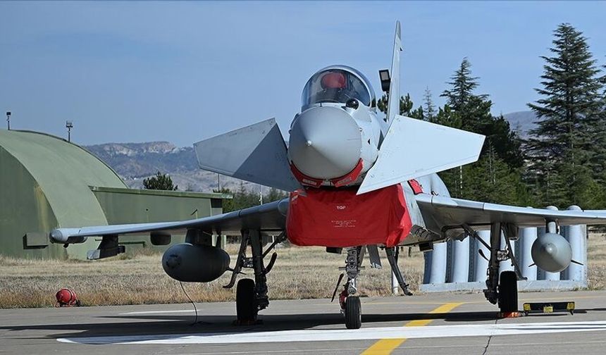 Türkiye ve İngiltere, Eurofighter Typhoon Projesi kapsamında teknik ve lojistik destek sözleşmesi imzaladı