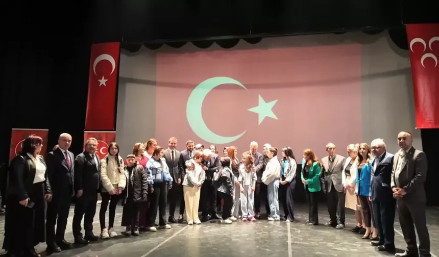 MHP’li Yurdakul’dan 'dijital kölelik' uyarısı: 'Aileyi korumak vatanı korumaktır'