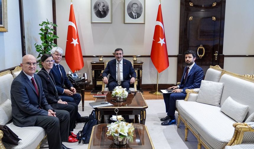 Cumhurbaşkanı Yardımcısı Yılmaz, İsviçre'nin Ankara Büyükelçisi Scheurer'i kabul etti