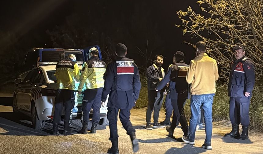 Karabük'te jandarmanın 'dur' ihtarına uymayan sürücü kovalamacayla yakalandı