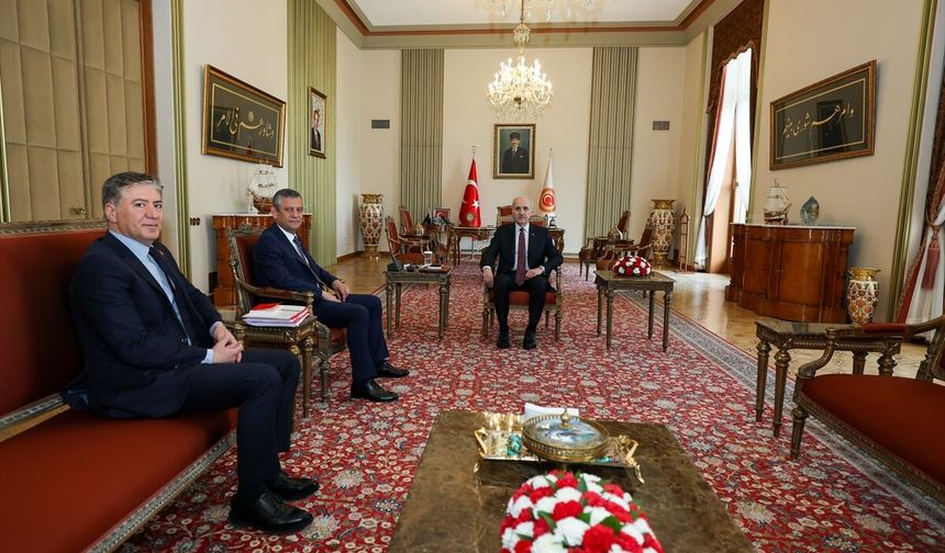 TBMM Başkanı Kurtulmuş, CHP Genel Başkanı Özel'i kabul etti
