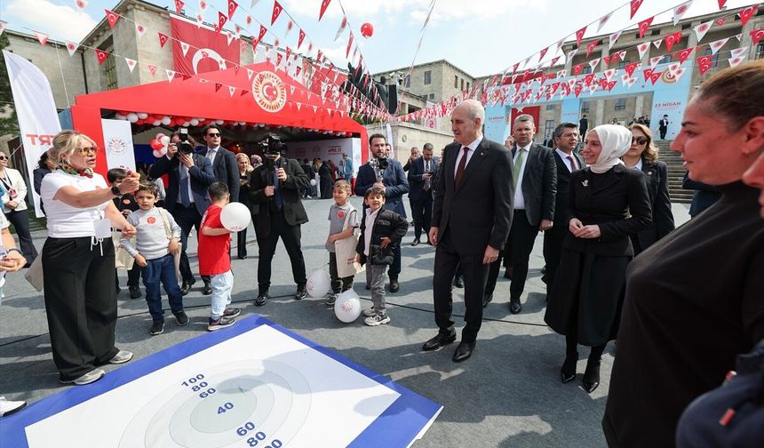 TBMM Başkanı Kurtulmuş, 'Meclis Bahçesi Çocuk Bahçesi' etkinlik alanını ziyaret etti