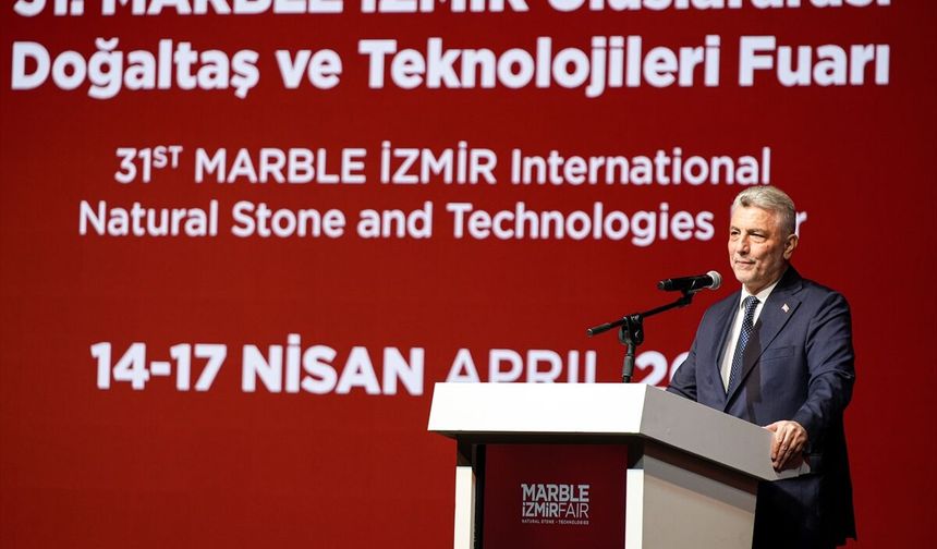 Ticaret Bakanı Bolat, İzmir'de fuar açılışına katıldı: