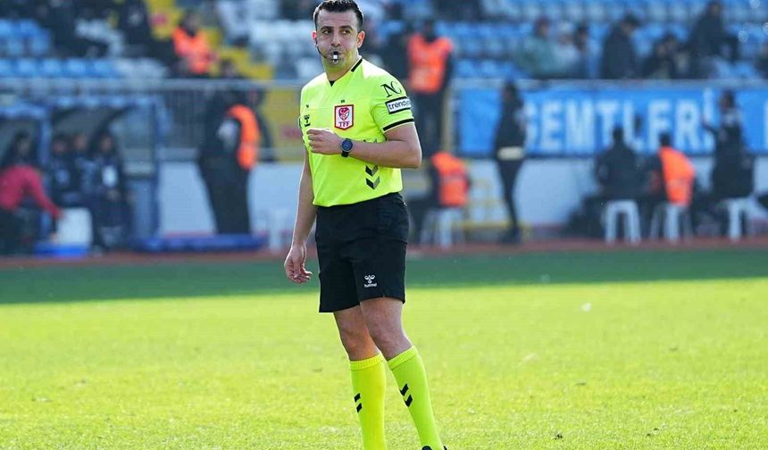 Galatasaray - Fenerbahçe derbisinin VAR'ı Ömer Faruk Turtay oldu