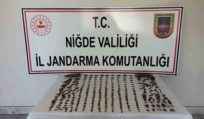 Niğde Bor'da tarihi eser operasyonu: 290 adet eser ele geçirildi