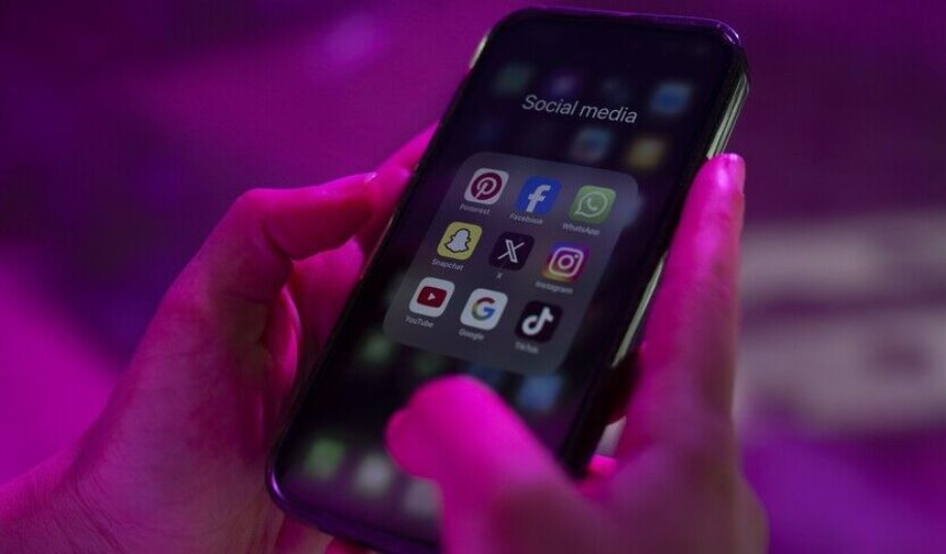 5 soruda TBMM'de kabul edilen sosyal medyaya yönelik düzenlemeler