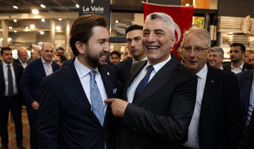 Bakan Bolat, Hometex 2026'nın gözdesi DENİB standını ziyaret etti