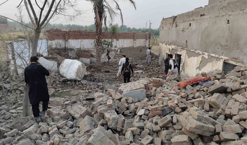 Pakistan'daki karakol saldırısında can kaybı 15'e yükseldi